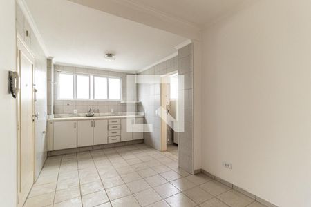 Cozinha de apartamento para alugar com 3 quartos, 120m² em Higienópolis, São Paulo