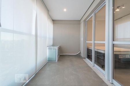 Studio para alugar com 33m², 1 quarto e 1 vaga Studio para alugar com 33m², 1 quarto e 1 vagaVaranda
