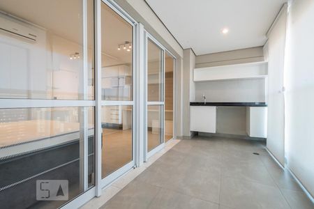 Studio para alugar com 33m², 1 quarto e 1 vaga Studio para alugar com 33m², 1 quarto e 1 vagaVaranda