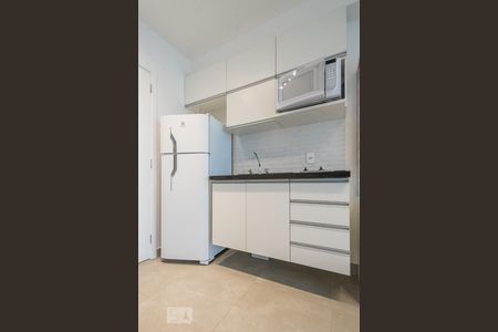 Studio para alugar com 33m², 1 quarto e 1 vaga Studio para alugar com 33m², 1 quarto e 1 vagaCozinha