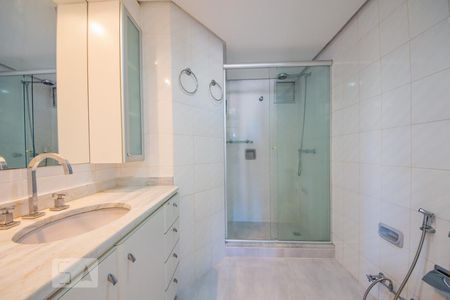 Apartamento à venda com 120m², 3 quartos e 1 vagaBanheiro 1