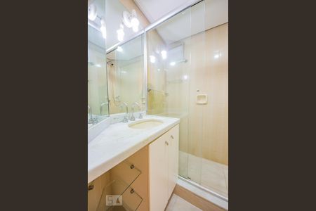 Apartamento à venda com 120m², 3 quartos e 1 vagaBanheiro 2