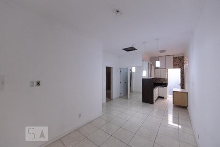 Sala de casa para alugar com 3 quartos, 70m² em Vila Prudente, São Paulo