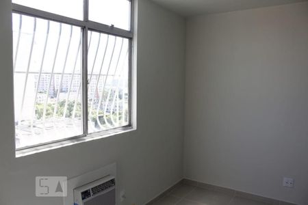 Apartamento à venda com 65m², 2 quartos e 1 vagaQuarto 2