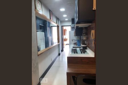 Apartamento para alugar com 32m², 1 quarto e sem vaga Apartamento para alugar com 32m², 1 quarto e sem vagaCozinha