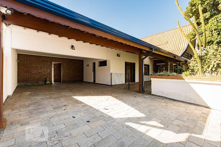 Casa para alugar com 1290m², 5 quartos e 4 vagasÁrea Externa