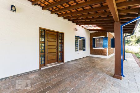 Casa para alugar com 1290m², 5 quartos e 4 vagasÁrea Externa - Entrada Social