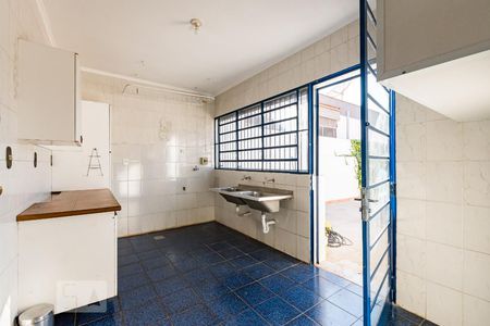 Casa para alugar com 1290m², 5 quartos e 4 vagasÁrea de Serviço