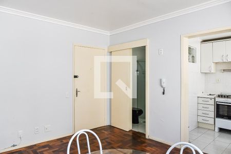 Sala de apartamento para alugar com 1 quarto, 47m² em Vila Ipiranga, Porto Alegre