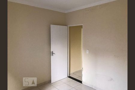 Quarto 2 de casa para alugar com 2 quartos, 90m² em Jardim Piqueroby, São Paulo