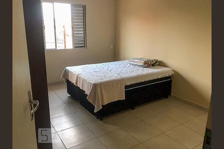 Quarto 1 de casa para alugar com 2 quartos, 90m² em Jardim Piqueroby, São Paulo