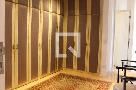 Apartamento à venda com 380m², 3 quartos e 4 vagasSuíte 3