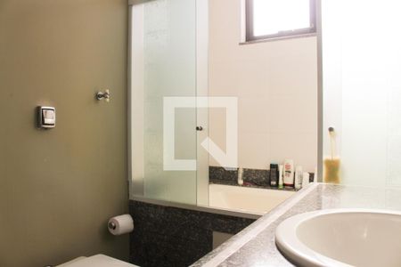 Apartamento à venda com 380m², 3 quartos e 4 vagasBanheiro da Suíte3