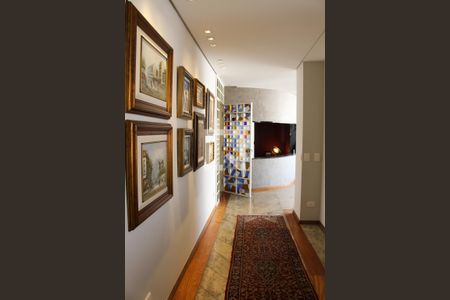 Apartamento à venda com 380m², 3 quartos e 4 vagasCorredor