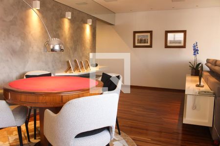 Apartamento à venda com 380m², 3 quartos e 4 vagasHall