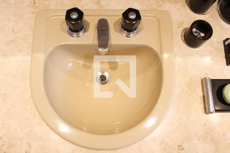 Apartamento à venda com 380m², 3 quartos e 4 vagasBanheiro da Suíte3