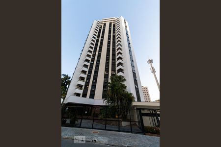 Apartamento à venda com 55m², 2 quartos e 2 vagasFachada