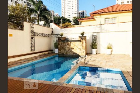 Apartamento para alugar com 62m², 2 quartos e 1 vagaÁrea comum - Piscina