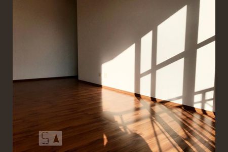 Sala de apartamento para alugar com 2 quartos, 62m² em Santo Antônio, São Caetano do Sul