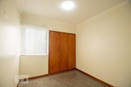 Quarto 1 de apartamento para alugar com 2 quartos, 90m² em Asa Sul, Brasília