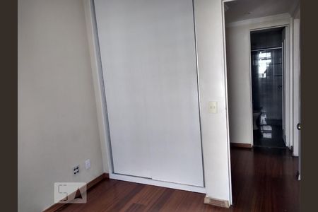 quarto 1 de apartamento à venda com 3 quartos, 60m² em Jardim Guanabara, Belo Horizonte