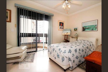 Apartamento à venda com 215m², 4 quartos e 3 vagasQuarto 2