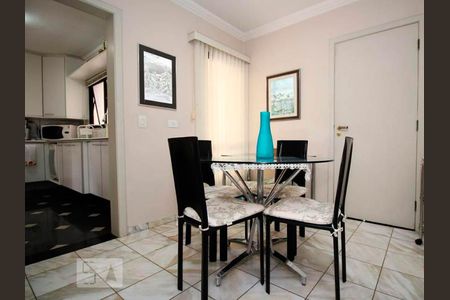 Apartamento à venda com 215m², 4 quartos e 3 vagasCopa