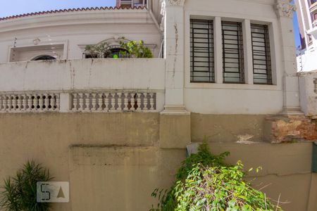 Apartamento à venda com 265m², 4 quartos e 2 vagas Apartamento à venda com 265m², 4 quartos e 2 vagasVista do Quarto 2