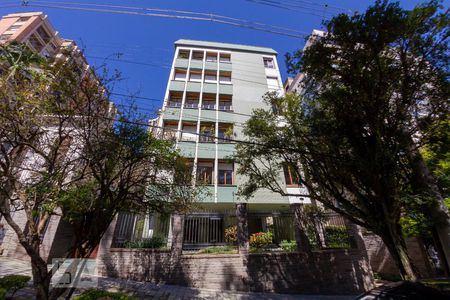 Apartamento à venda com 265m², 4 quartos e 2 vagas Apartamento à venda com 265m², 4 quartos e 2 vagasFAchada do p