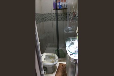 Banheiro da Suíte 1 de casa à venda com 2 quartos, 250m² em Barro Vermelho, Niterói