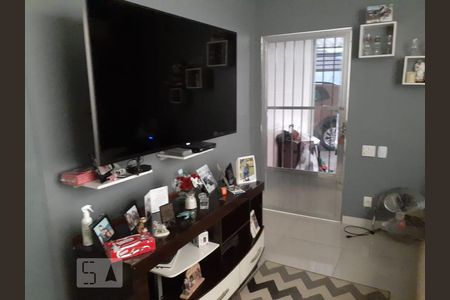 Sala de casa à venda com 2 quartos, 250m² em Barro Vermelho, Niterói