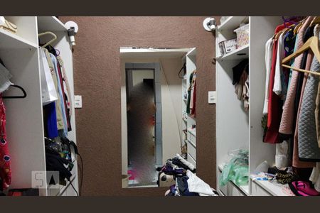 Closet da Suíte 2 de casa à venda com 2 quartos, 250m² em Barro Vermelho, Niterói
