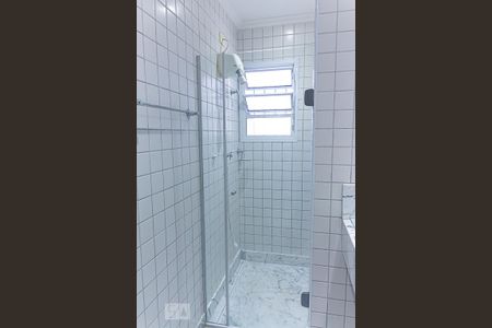 Casa de condomínio para alugar com 150m², 3 quartos e 2 vagasBanheiro da Suíte
