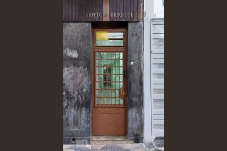 Apartamento para alugar com 92m², 2 quartos e sem vagaFachada