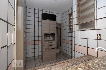Apartamento para alugar com 92m², 2 quartos e sem vagaCozinha