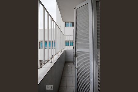 Apartamento para alugar com 92m², 2 quartos e sem vagaVaranda