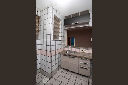 Apartamento para alugar com 92m², 2 quartos e sem vagaCozinha