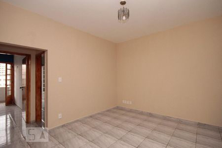 Apartamento para alugar com 92m², 2 quartos e sem vagaSala