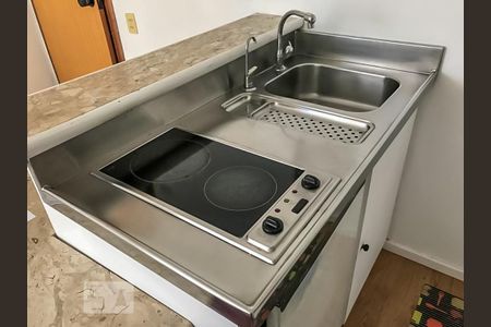 Detalhe cozinha de kitnet/studio para alugar com 1 quarto, 40m² em Brooklin Paulista, São Paulo