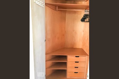 Armário de kitnet/studio para alugar com 1 quarto, 40m² em Brooklin Paulista, São Paulo