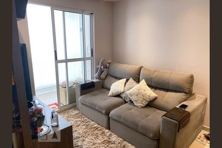 Sala de apartamento para alugar com 3 quartos, 61m² em Vila Ema, São Paulo