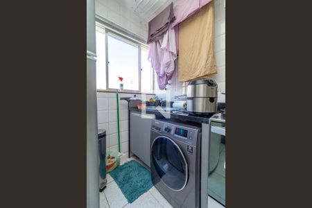 Apartamento à venda com 180m², 3 quartos e 1 vagaÁrea de Serviço