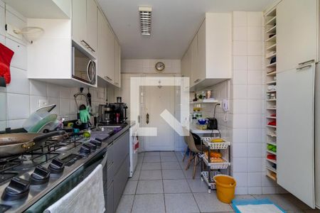 Apartamento à venda com 180m², 3 quartos e 1 vagaCozinha