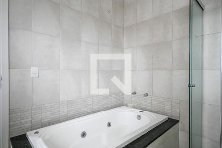 Casa para alugar com 215m², 3 quartos e 4 vagasBanheiro da Suite