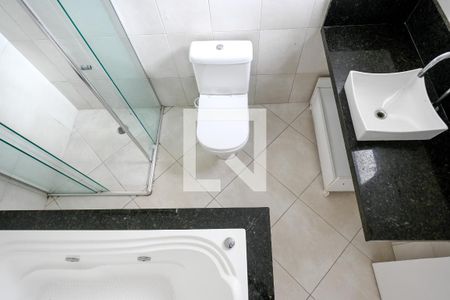 Casa para alugar com 215m², 3 quartos e 4 vagasBanheiro da Suite