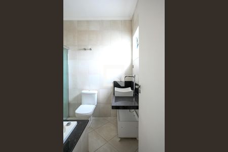 Casa para alugar com 215m², 3 quartos e 4 vagasBanheiro da Suite