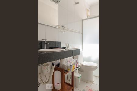 Banheiro Social de casa à venda com 3 quartos, 200m² em Jardim São Caetano, São Caetano do Sul