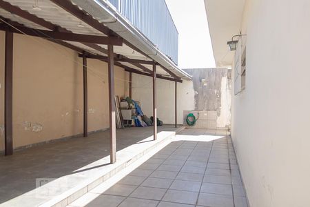 Casa à venda com 200m², 3 quartos e 4 vagasQuintal