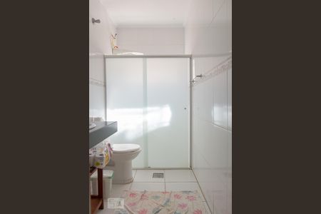 Banheiro Social de casa à venda com 3 quartos, 200m² em Jardim São Caetano, São Caetano do Sul