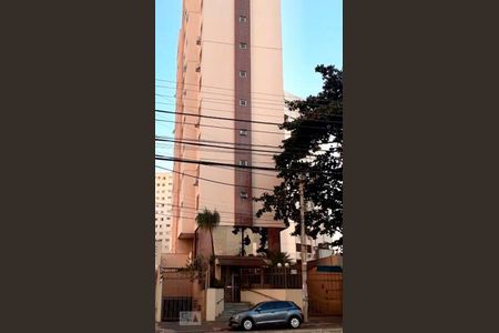 Apartamento para alugar com 80m², 2 quartos e 1 vaga Apartamento para alugar com 80m², 2 quartos e 1 vagaFachada